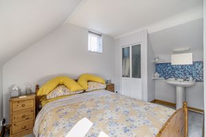 Photo 13- click for photo gallery